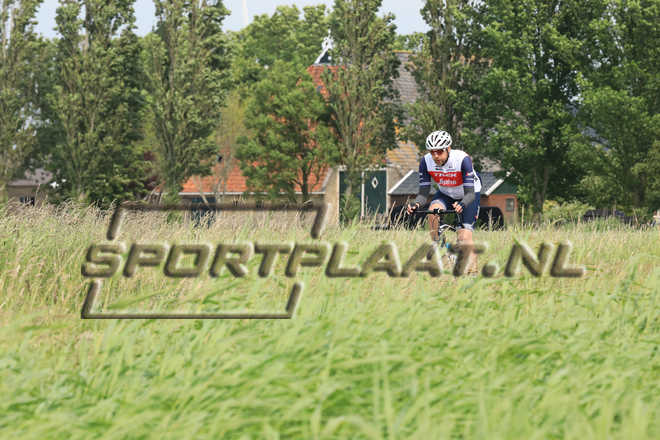 F21827.jpg